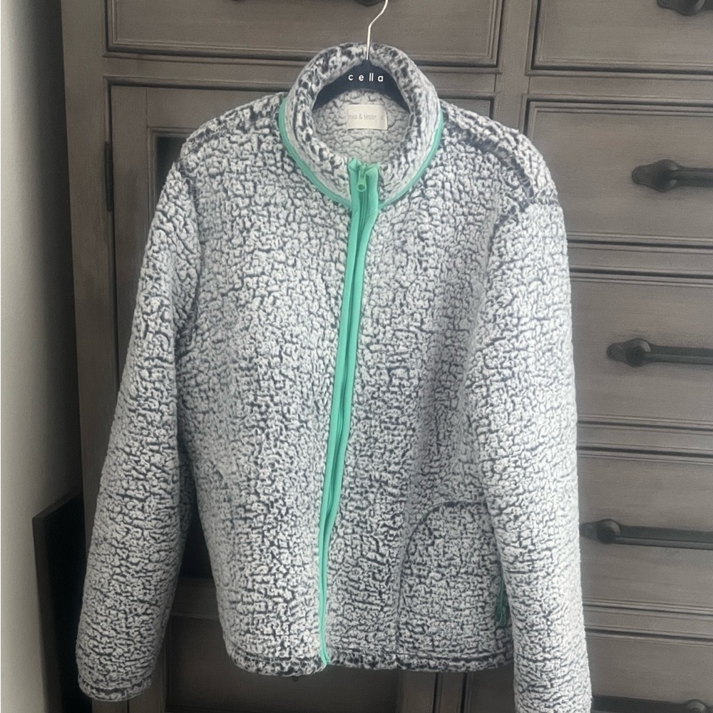 Mia & Tess Women's Sherpa Gray and Green Jacket